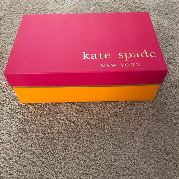 Kate Spade Sala Gold Heel Pumps - NEVER WORN - Size 7.5 - Picture 5 of 7